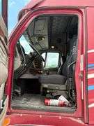2001 Kenworth T2000 Semi Truck