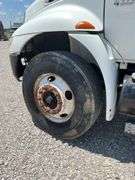 2002 International 4400 Truck