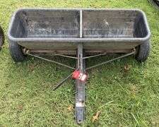 Agri-Fab Pull-Type Drop Spreader