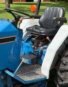 1987-1998 Ford 1320 Tractor with Mid-Mount Ford 914 Mower