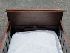 Early American Child's Decorative Rocking Style Bed/Crib