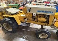 1967 Internation Cub Cadet 102 Lawn & Garden Tractor