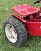 1962 Wheel Horse 702 Lawn & Garden Tractor