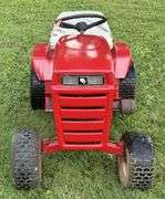 1976 Wheel Horse A-100 Lawn & Garden Tractor