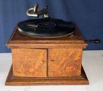 Victor Talking Machine Co. Table Model Victrola