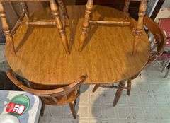 Maple Dinette Table & Chairs
