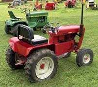 1964 Wheel Horse 1054 Lawn & Garden Tractor