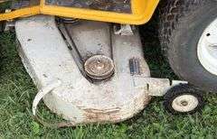 International Cub Cadet 128 Lawn & Garden Tractor
