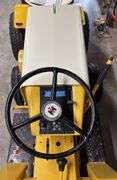 1967 Internation Cub Cadet 102 Lawn & Garden Tractor