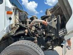 2001 International 2674 Form Handling Truck