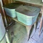 Early Double Tub with Stand