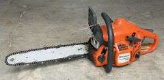 Husqvarna 435 Gas Powered Chainsaw