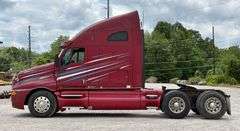 2001 Kenworth T2000 Semi Truck