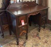 1930s Era Bedroom Suite