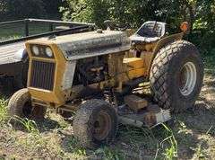 IH Cub Lo-Boy 154 Tractor