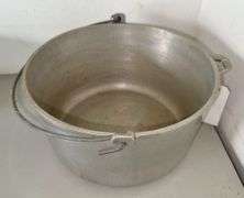 Vintage Aluminum Household Institute Kettle with Lid