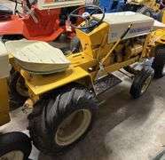 1967 Internation Cub Cadet 102 Lawn & Garden Tractor