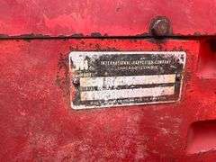 1976 IH 674 Tractor with IH 2250 Loader