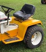 1972 International Cub Cadet 129 Hydrostatic Lawn & Garden Tractor