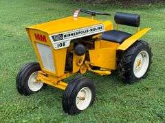 1964 Minneapolis-Moline Town & Country 108 Lawn & Garden Tractor