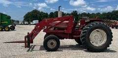 1976 IH 674 Tractor with IH 2250 Loader