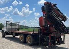 2001 International 2674 Form Handling Truck