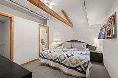 Depauw Barndominium & 3.4 Acre Real Estate Online Auction