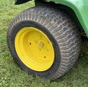 1968 John Deere 140 Lawn & Garden Tractor