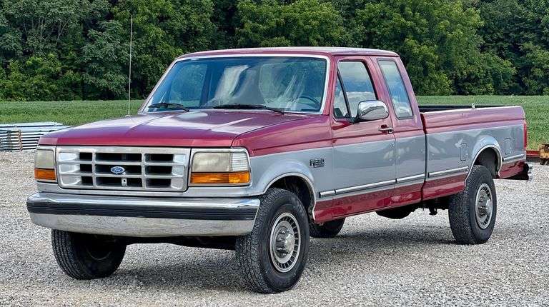 1994 Ford F250 XLT Pickup Truck image