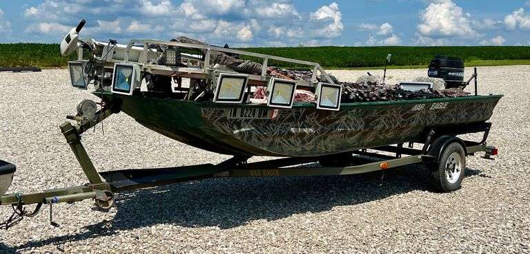 1994 War Eagle Duck Blind/Bowfishing Platform Boat with Trailer image