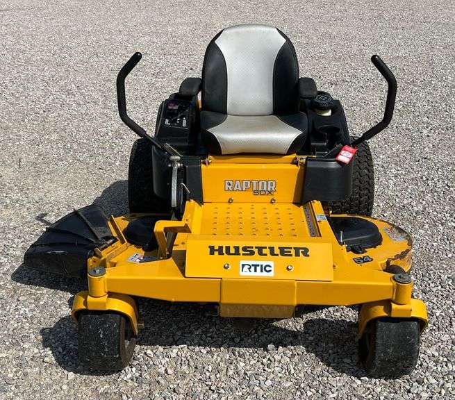 Hustler Raptor SDX Zero Turn Mower