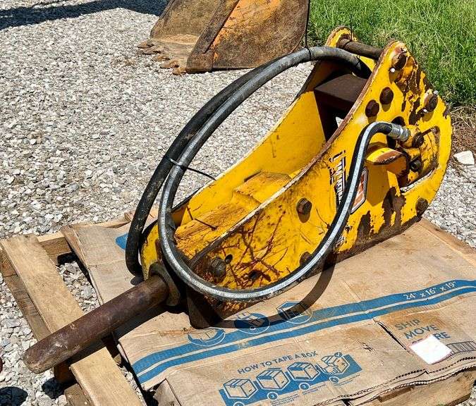 JCB Hammermaster 260L Hydraulic Breaker Attachments