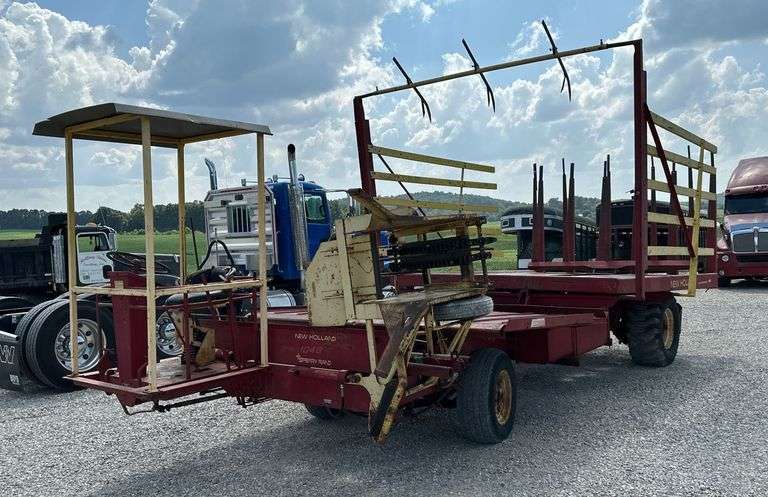 New Holland 1048 Stackcruiser Self Propelled Bale Wagon image