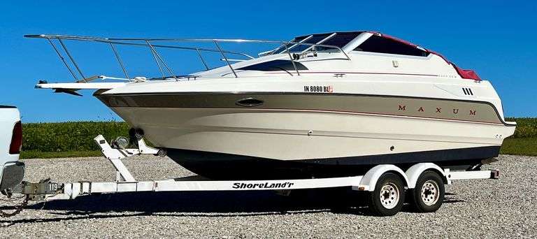 1993 Maxum SCR Cabin Cruiser & 1993 Shore Lander Tandem Trailer image