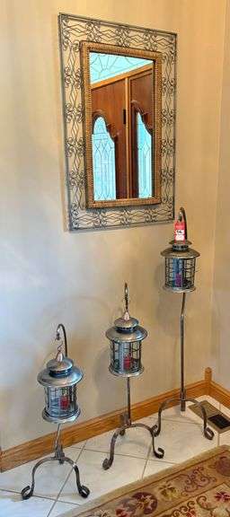 Household Décor image