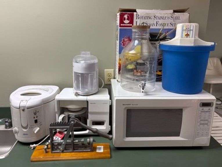 Small Kitchen Appliances image