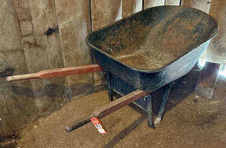 Union Tools Wheelbarrow image