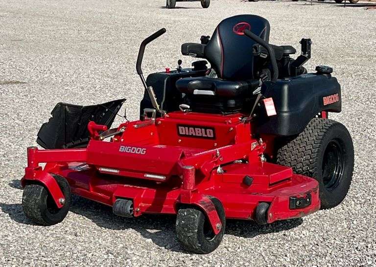BigDog Diablo Zero Turn Commercial Mower image