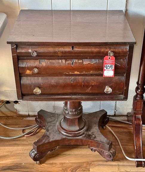 Early 3-Drawer Mahogony Veneered Table image