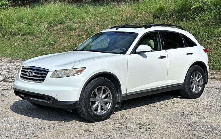 2008 Infinity FX35 SUV image