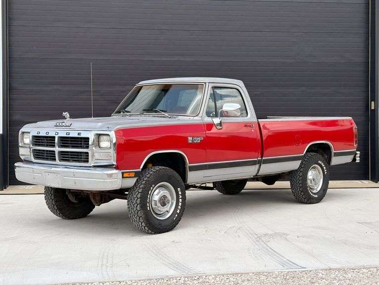 1990 Dodge Power Ram LE 250 4x4 Pickup Truck image