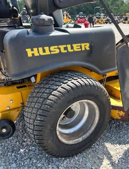 Hustler Fastrack Super Duty Zero Turn Mower