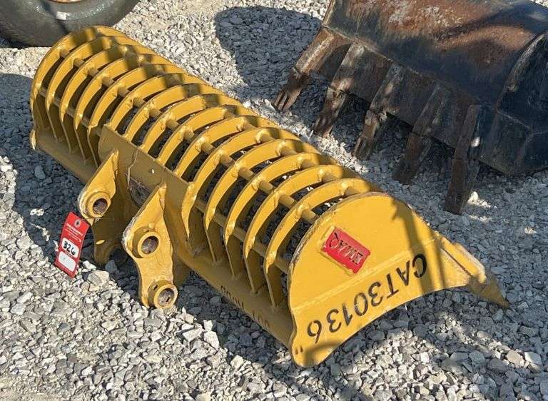 CAT 301 Excavator Skeleton Bucket image