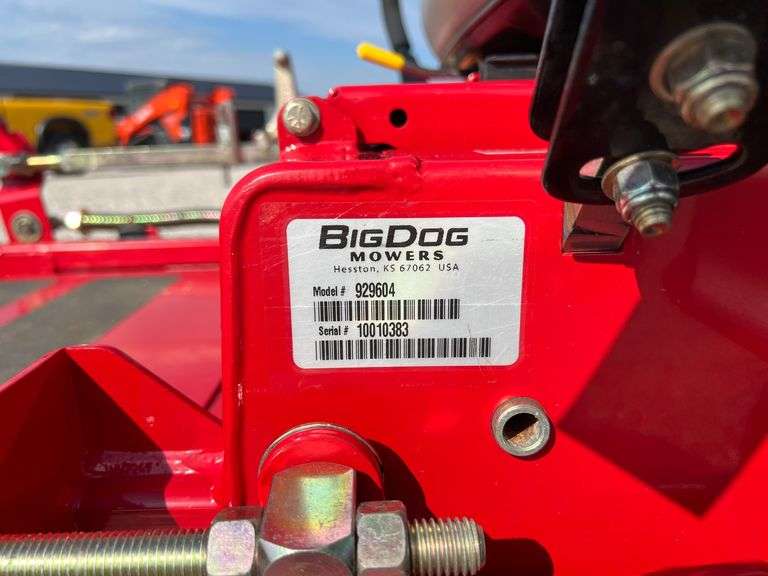 BigDog R-748 Zero Turn Mower