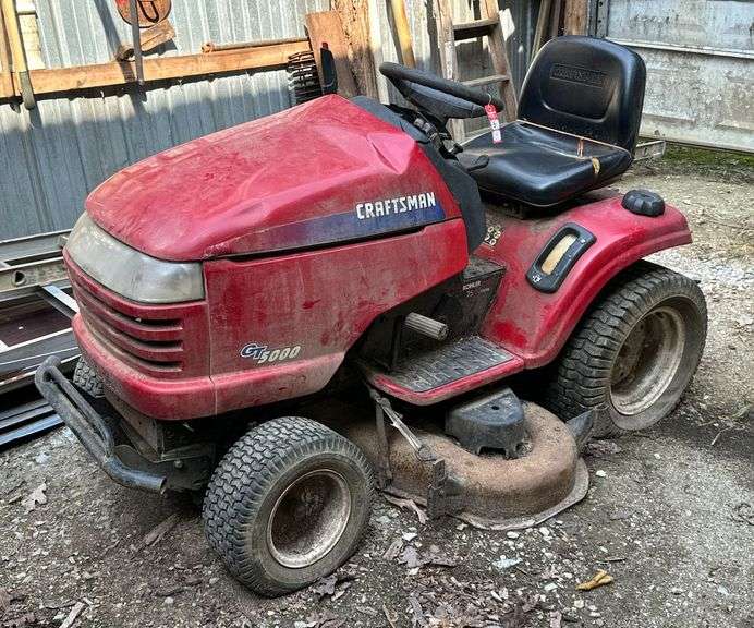 Craftsman GT5000 Lawn Tractor image