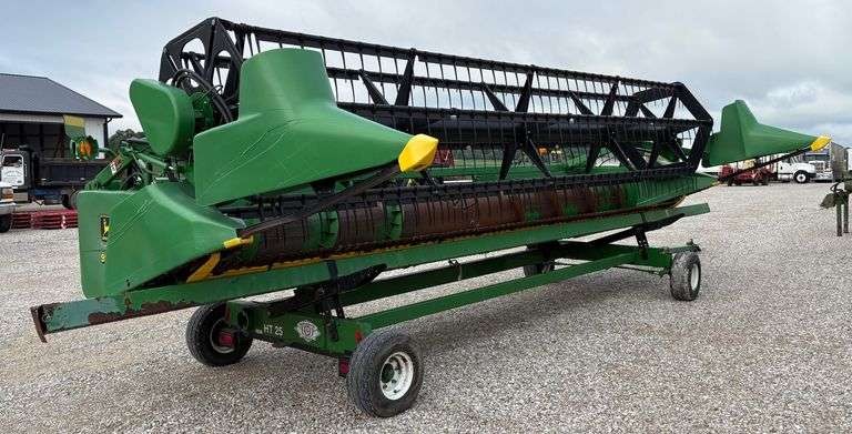 John Deere 920F 20' Header with Unverferth HT25 Header Wagon image