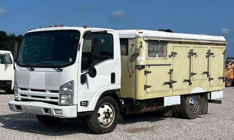 2014 Isuzu NPR Freezer Truck image