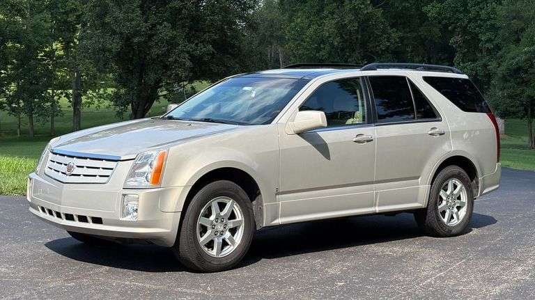 2007 Cadillac SRX 4 SUV image