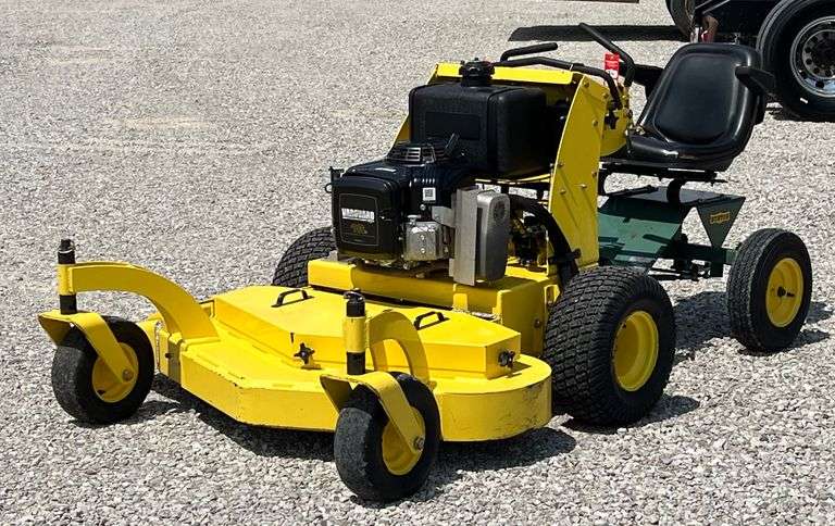 2000 Great Dane Walk Behind Lawn Mower image