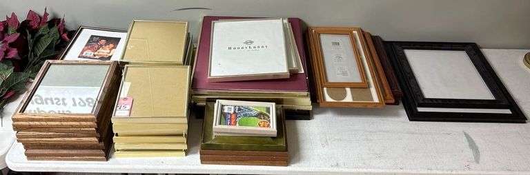 Picture Frames image